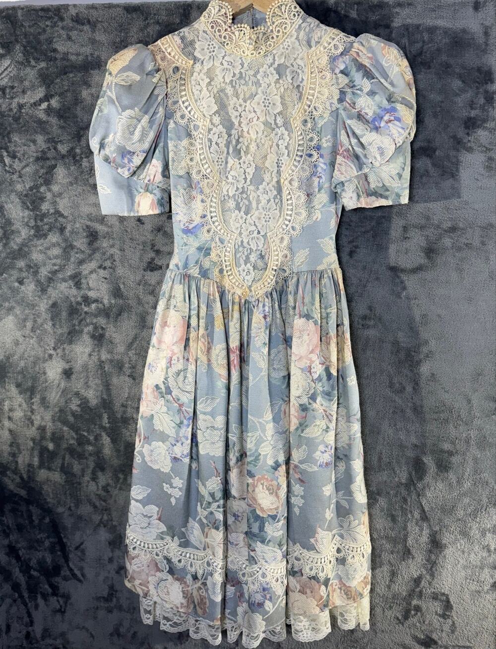 Vtg 80s Jessica McClintock Gunne Sax Floral Lace Bib Midi Dress Size 10 Fits XXS